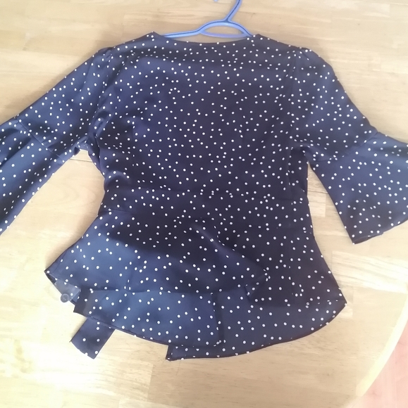 Top - Picture 2 of 3